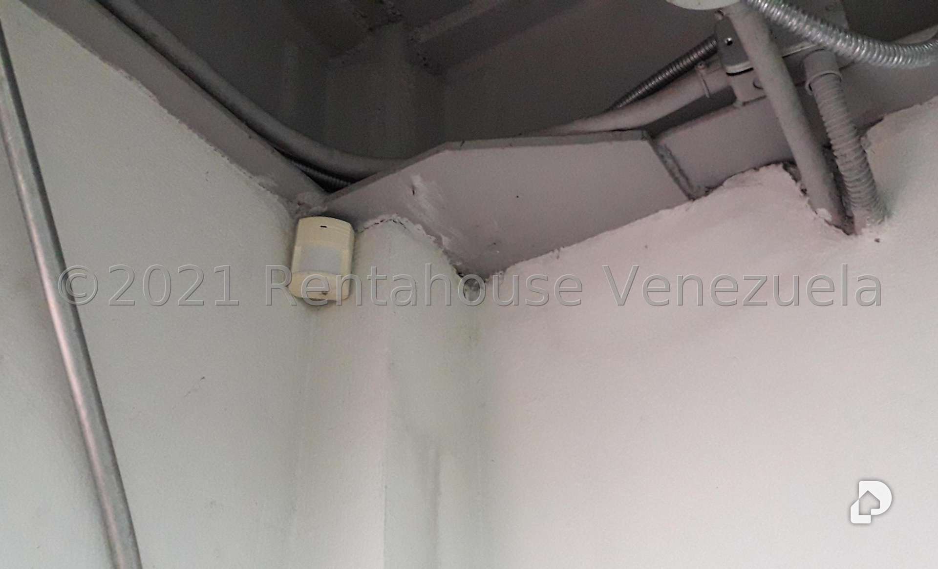 Local comercial en Los Chaguaramos, Caracas – 36