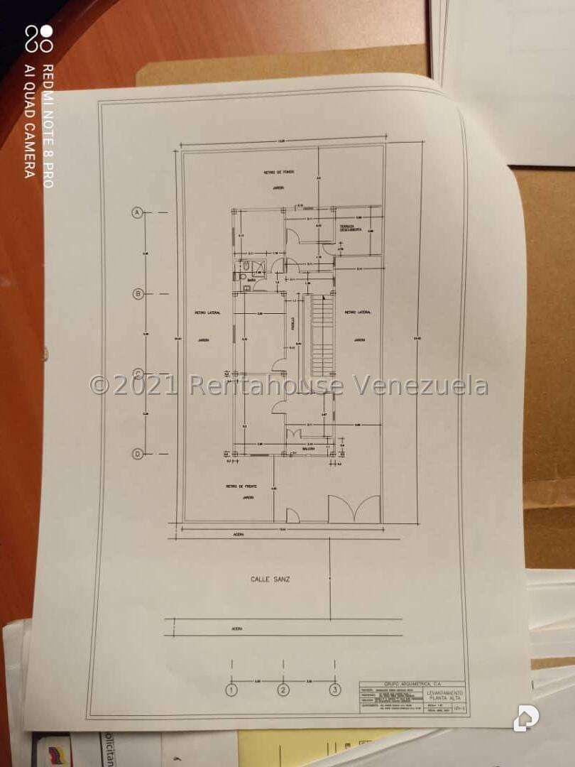 Local comercial en Los Chaguaramos, Caracas – 55