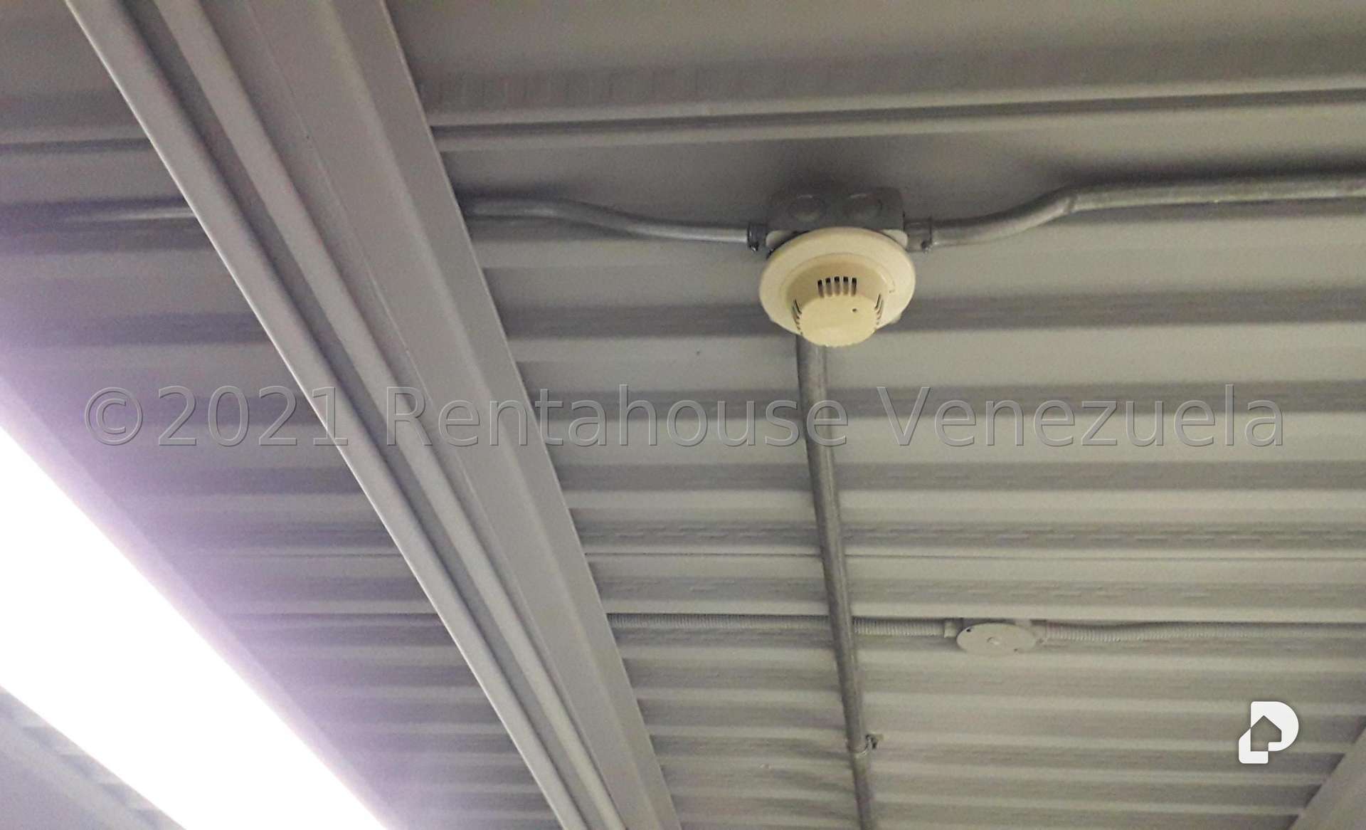 Local comercial en Los Chaguaramos, Caracas – 38