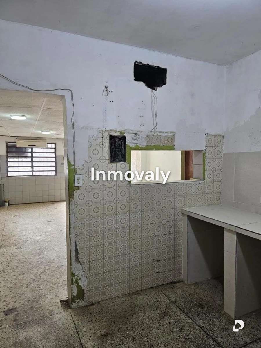Local comercial en Valencia – 4