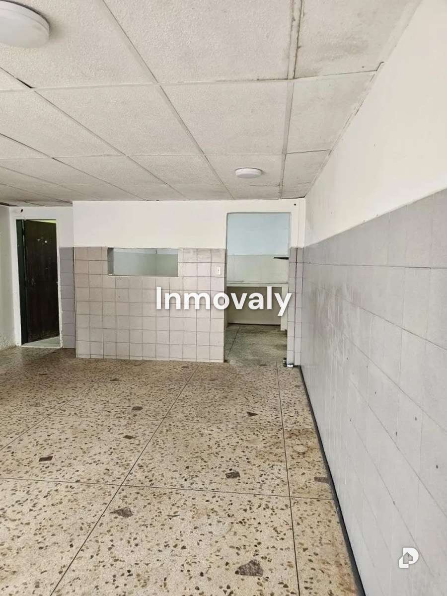 Local comercial en Valencia – 5