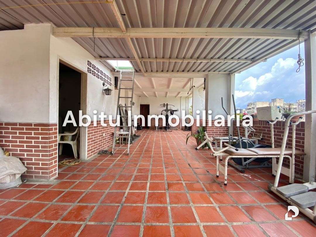 Building in Chacao, Caracas – 9