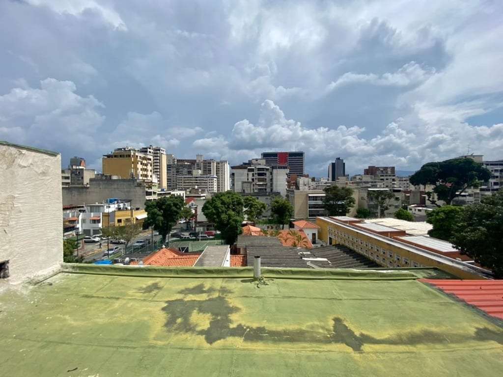 Edificio en Chacao, Caracas - 1