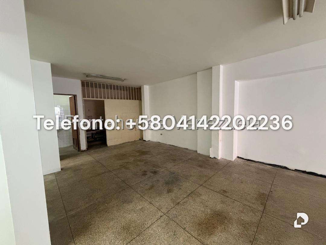 Casa en Catia, Caracas – 24