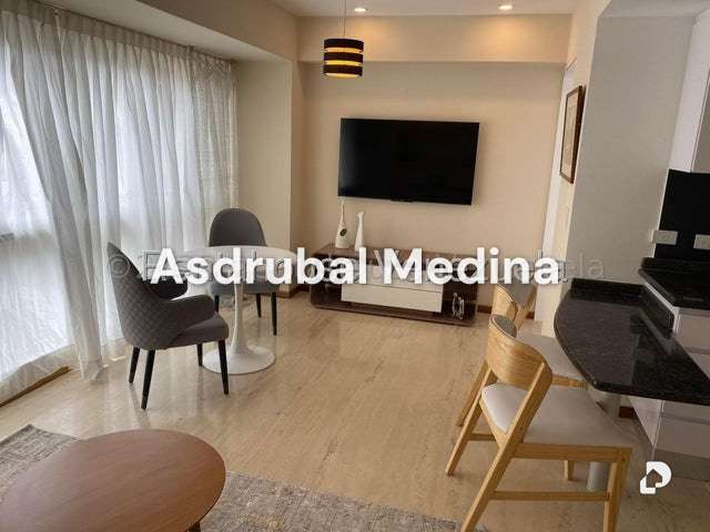 Apartamento en El Rosal, Caracas – 2