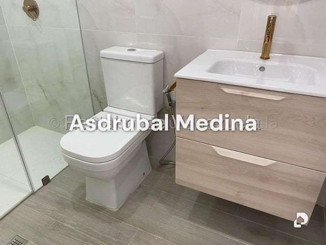 Apartamento en El Rosal, Caracas – 9