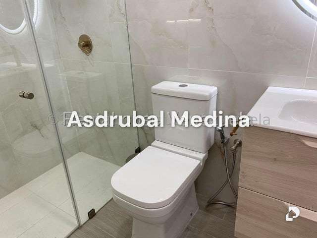 Apartamento en El Rosal, Caracas – 10