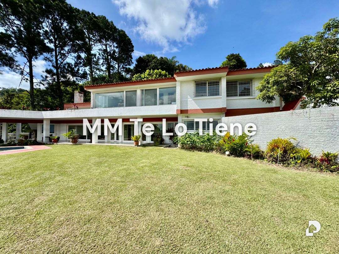 Casa en La Lagunita, Caracas – 8