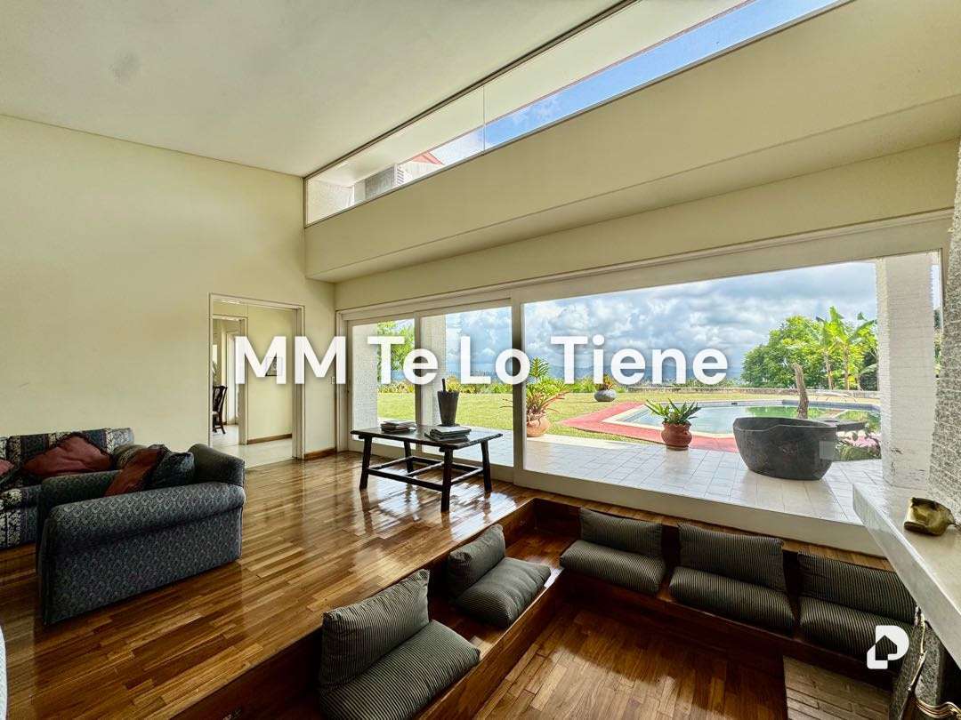 Casa en La Lagunita, Caracas – 12