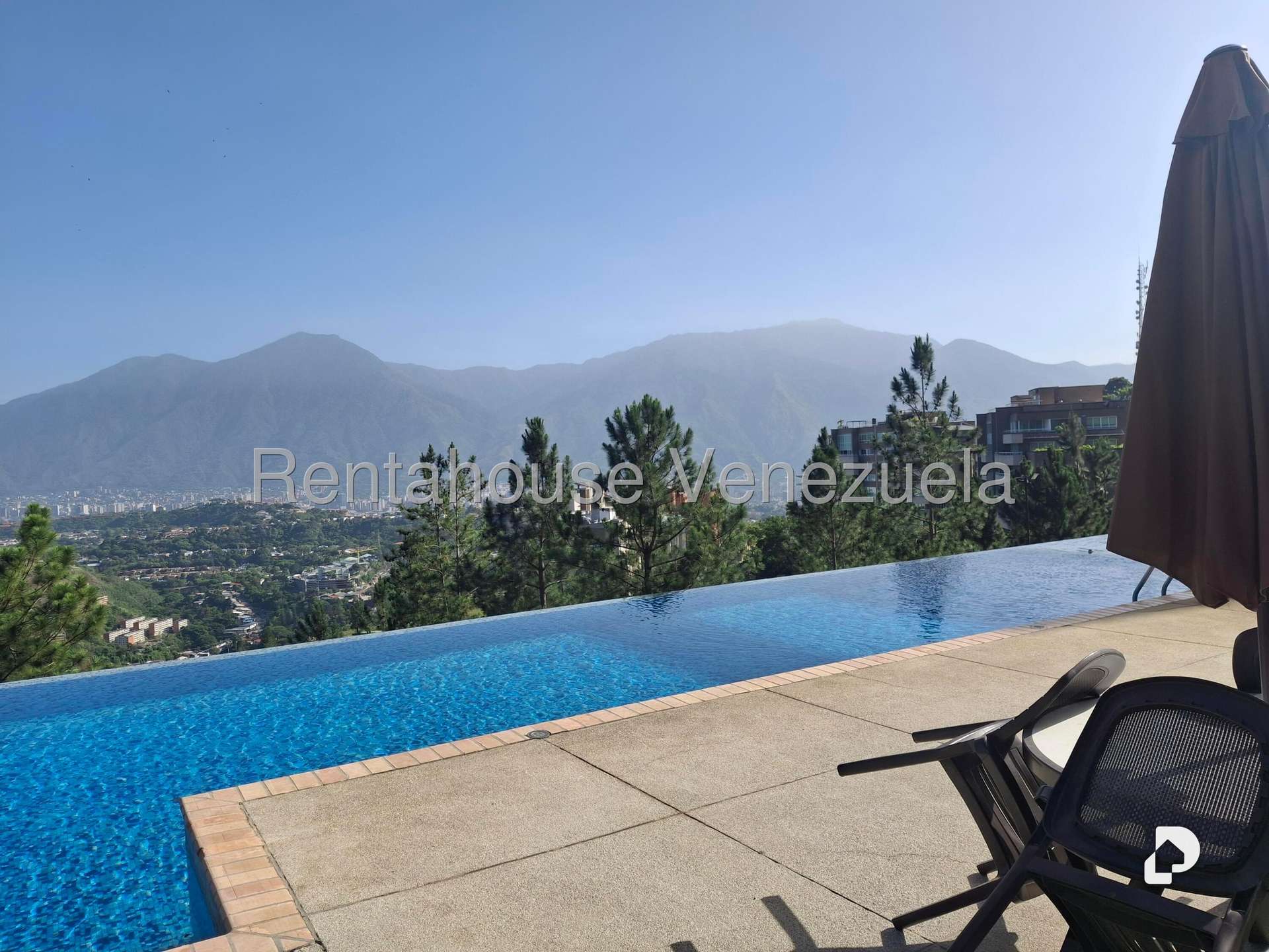 Apartamento en Solar del Hatillo, Caracas – 11