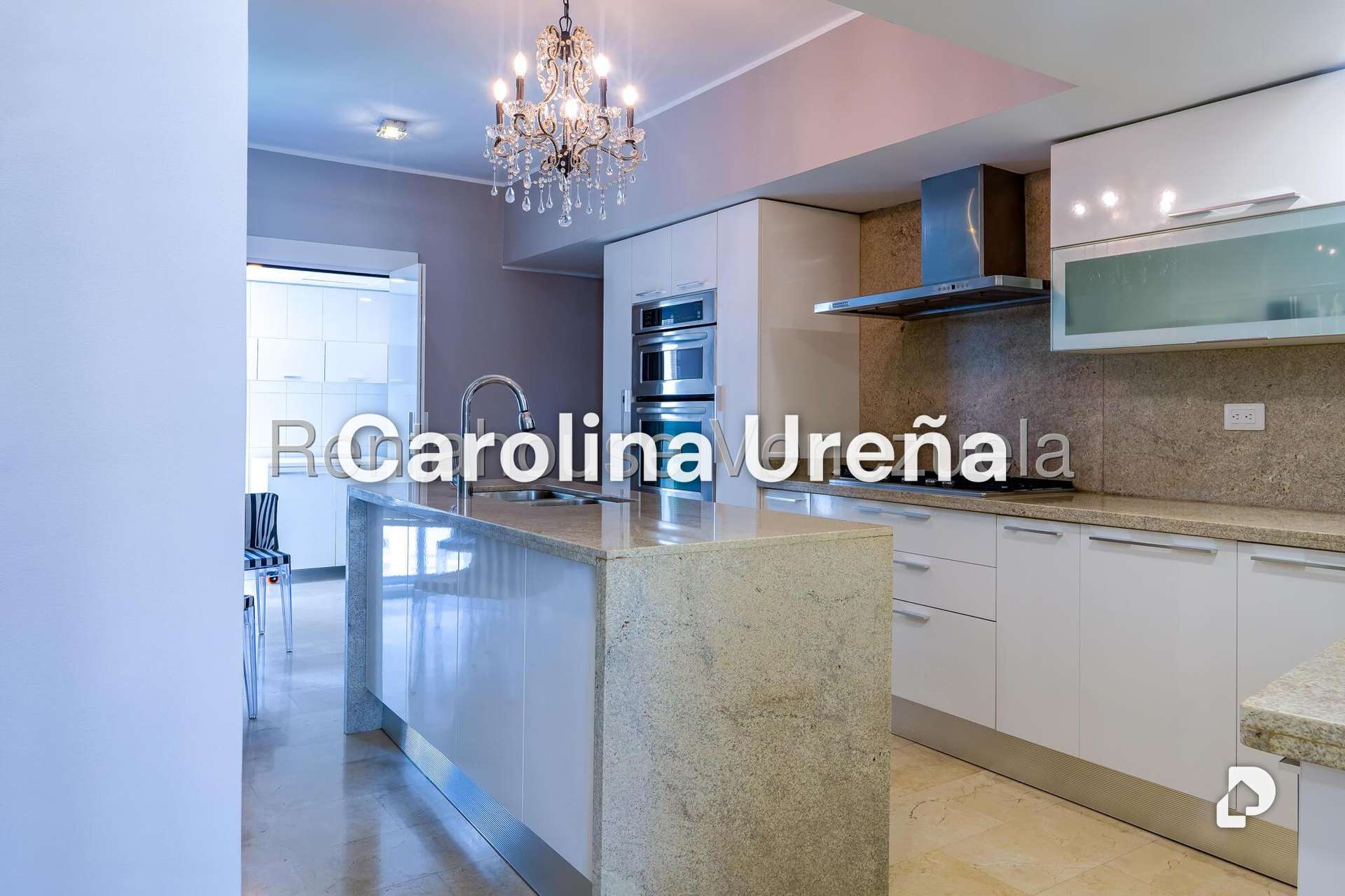 Apartamento en Las Mesetas de Santa Rosa de Lima, Caracas – 18