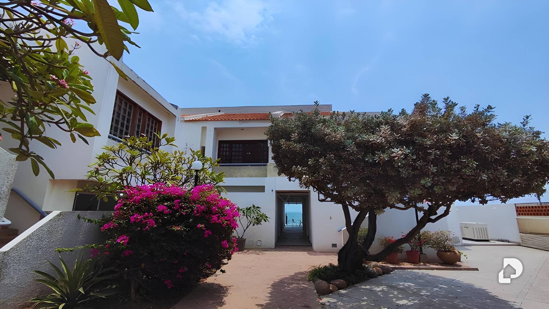 Casa en Avenida El Milagro, Maracaibo – 1