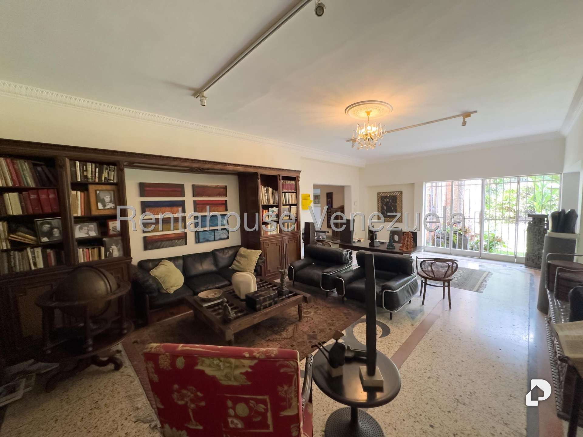 Casa en Alta Florida, Caracas – 13