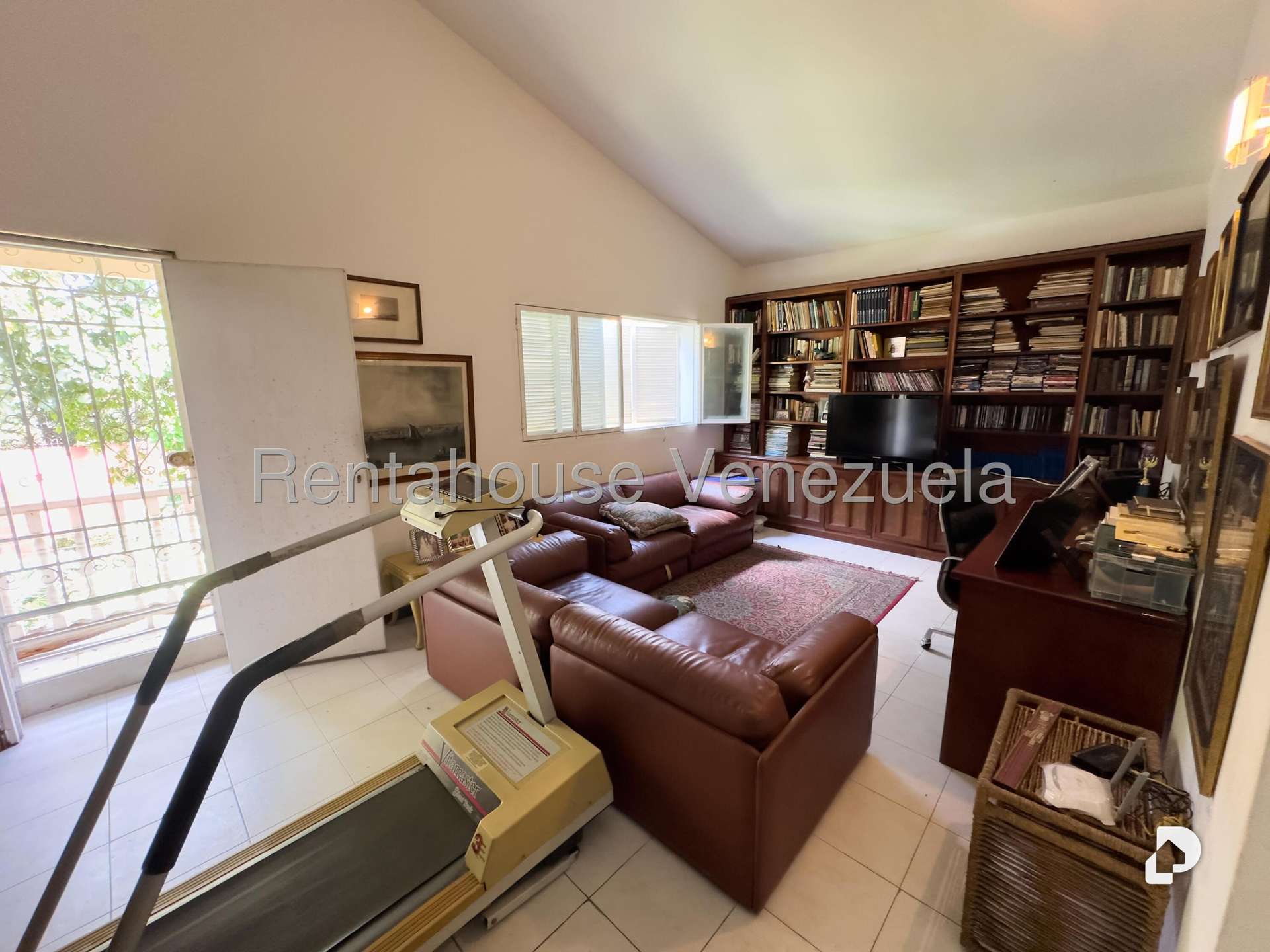 Casa en Alta Florida, Caracas – 18