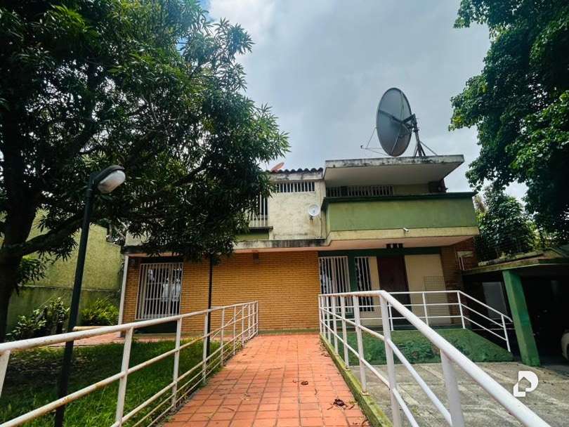 Casa en Colinas de Bello Monte, Caracas – 2