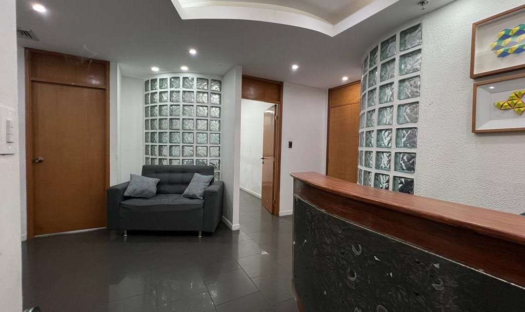Oficina en Sabana Grande, Caracas - 1