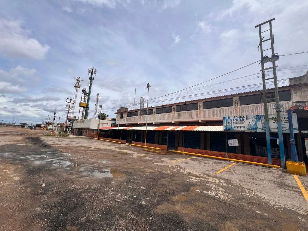Edificio en Autopista Vía Quibor, Barquisimeto - 1