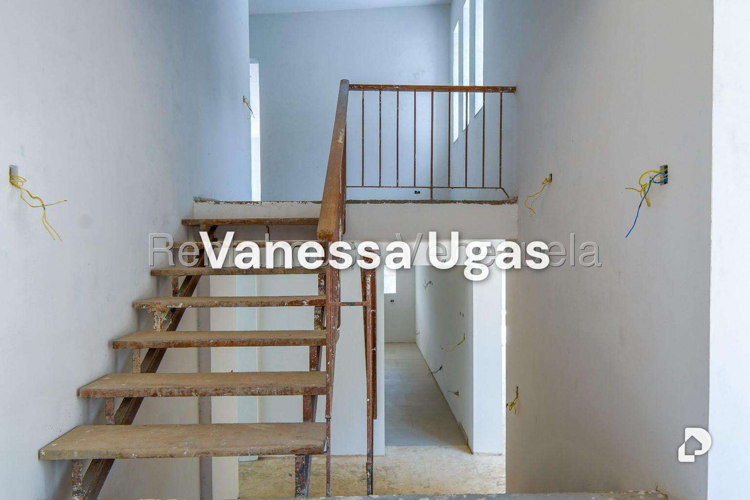 Casa en Prados Del Este, Caracas – 19