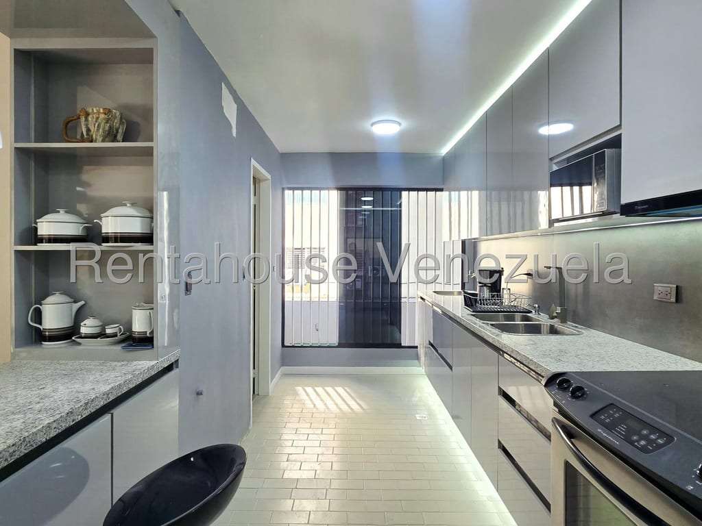 Apartamento en Santa Fe Norte, Caracas