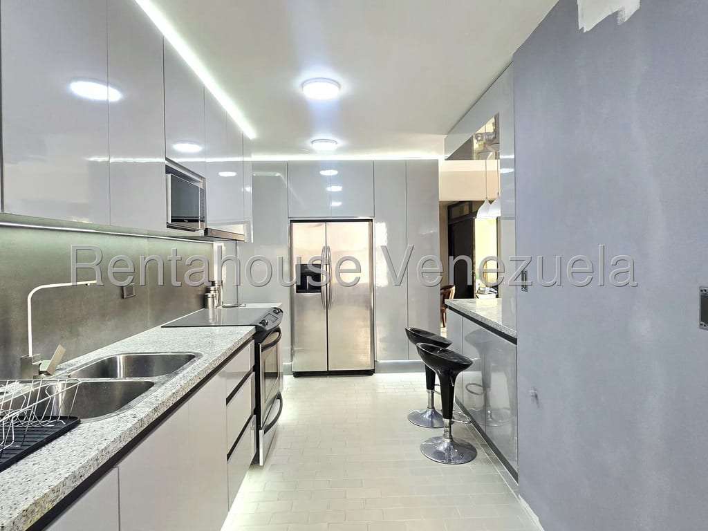 Apartamento en Santa Fe Norte, Caracas