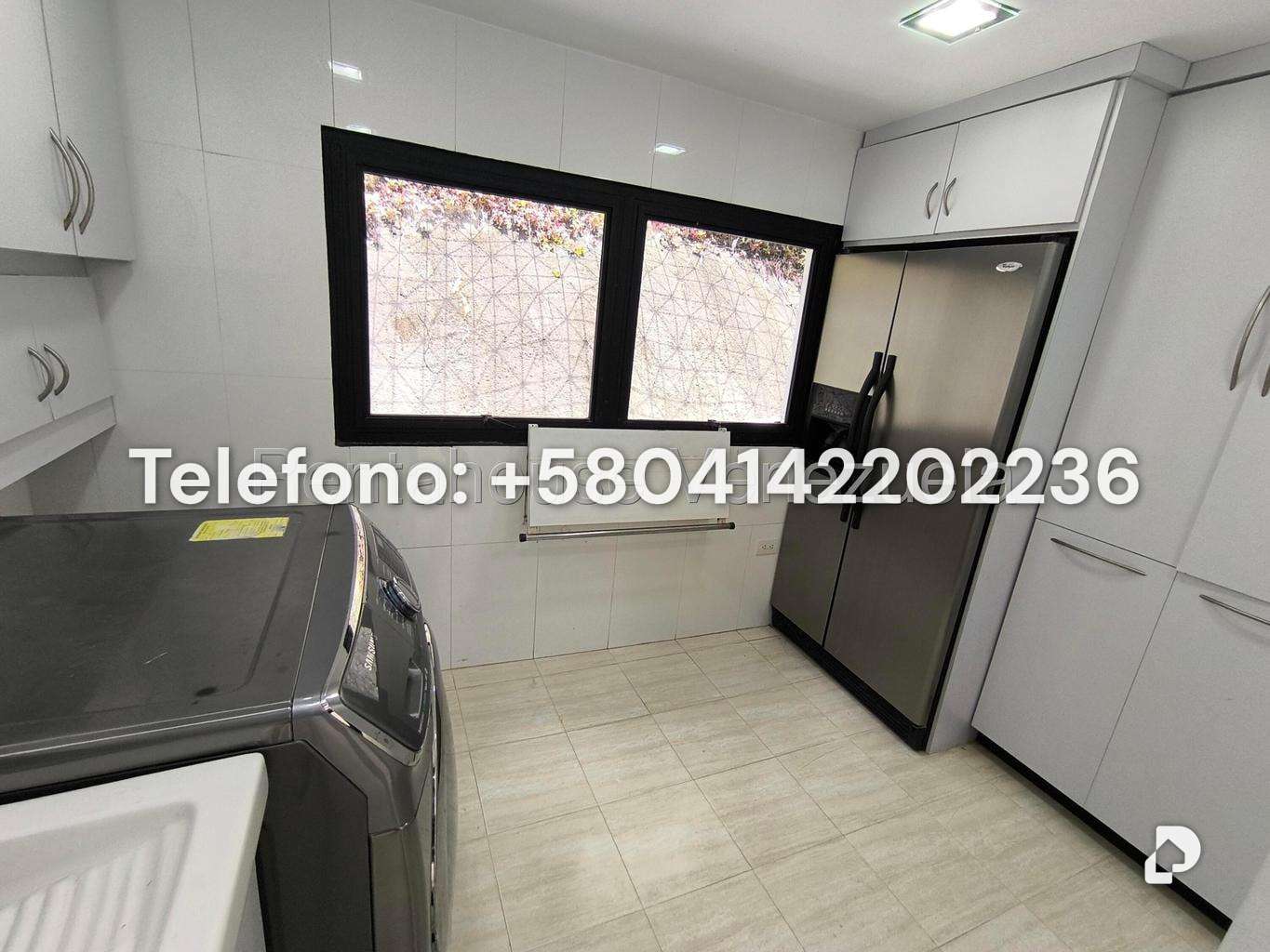 Apartamento en Lomas de La Lagunita, Caracas – 26