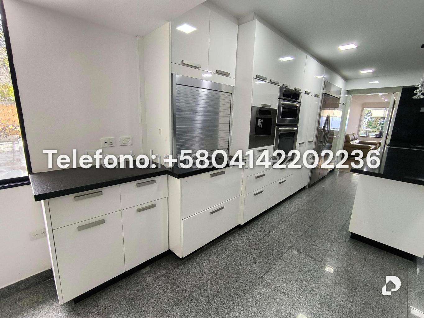 Apartamento en Lomas de La Lagunita, Caracas – 15