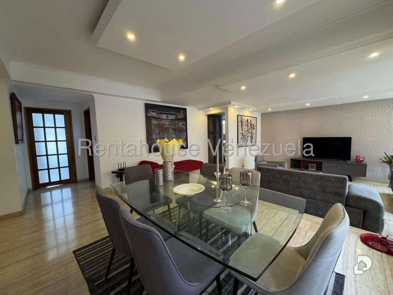 Apartamento en El Rosal, Caracas – 16