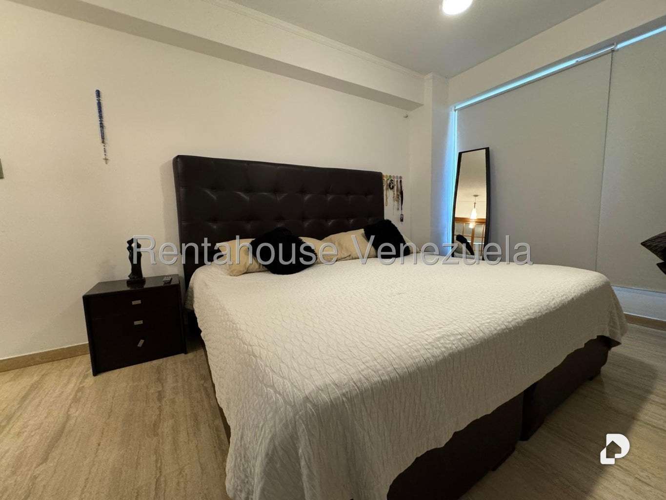Apartamento en El Rosal, Caracas – 2