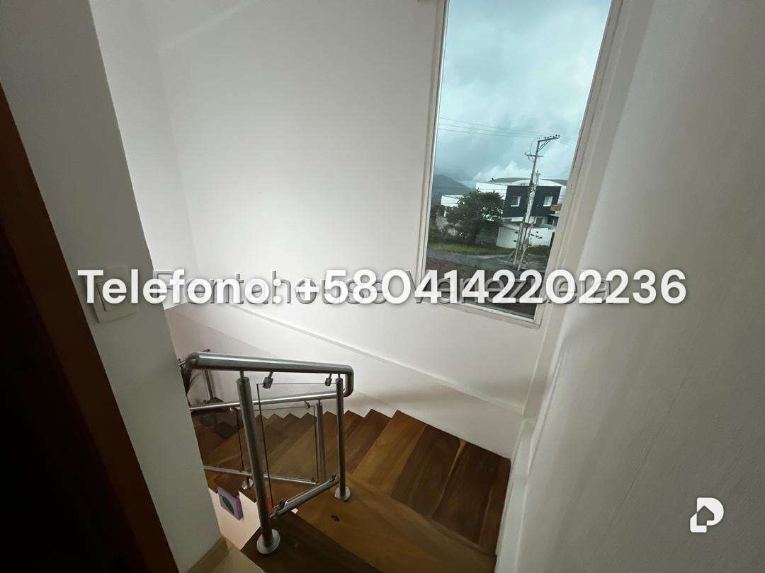 Casa en Oripoto, Caracas – 29