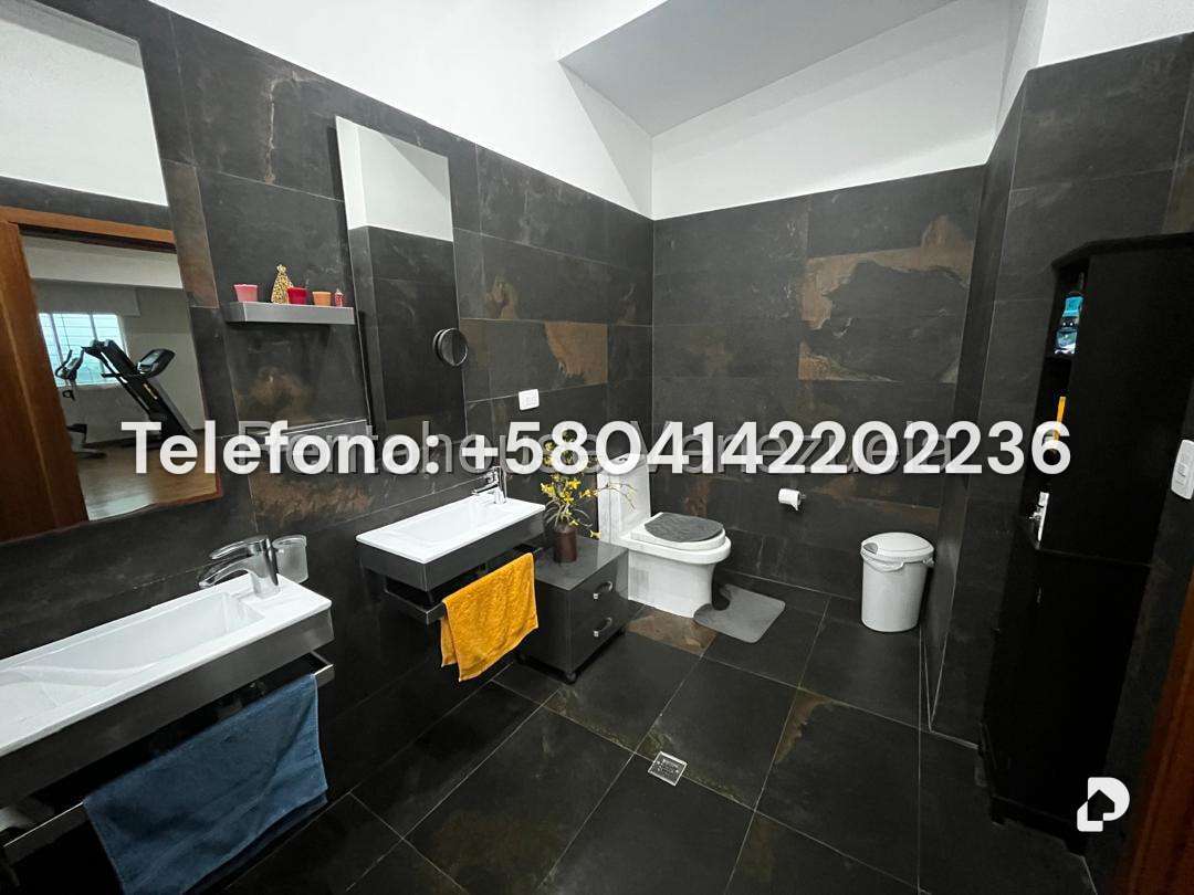 Casa en Oripoto, Caracas – 48