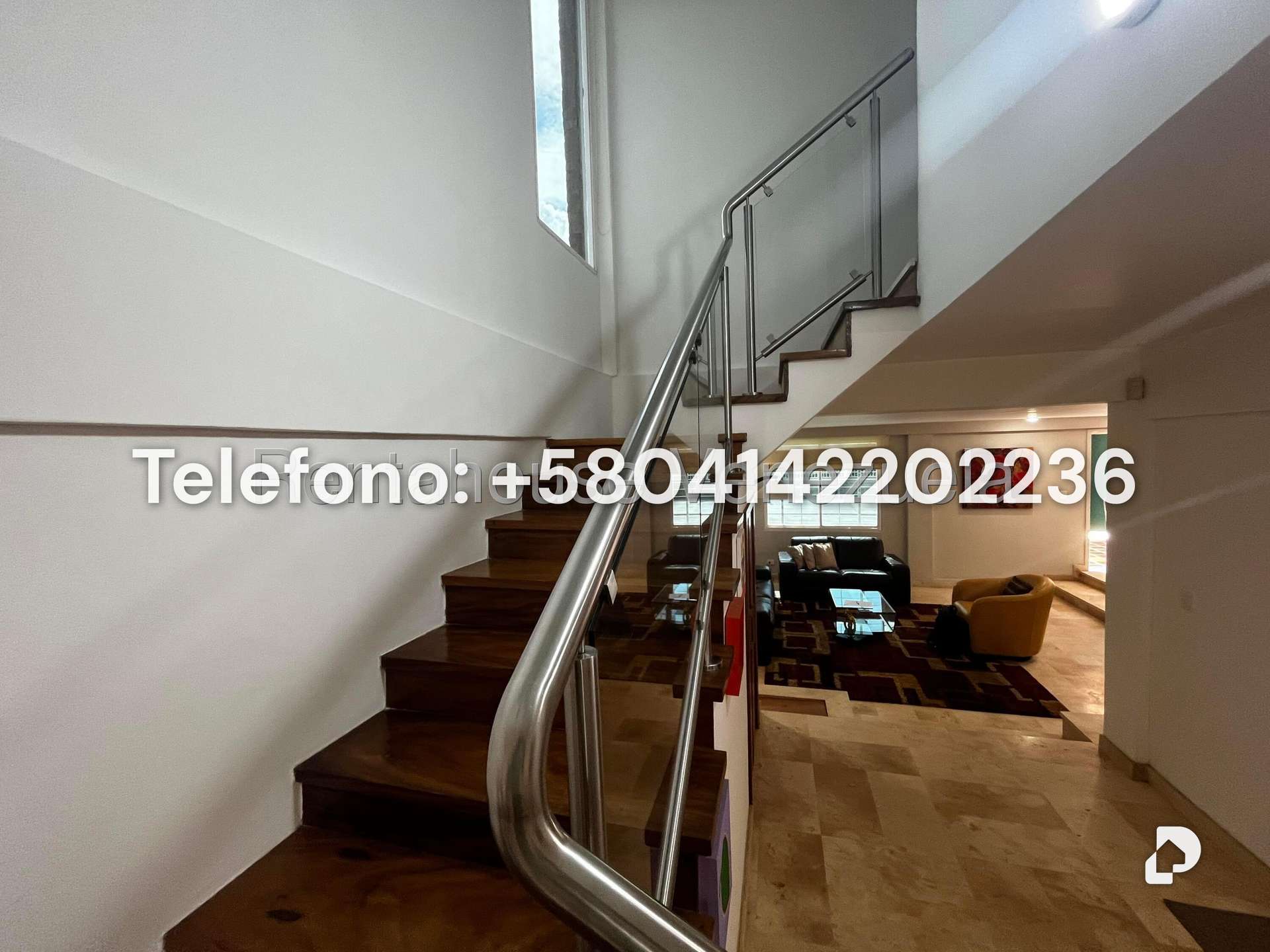 Casa en Oripoto, Caracas – 28