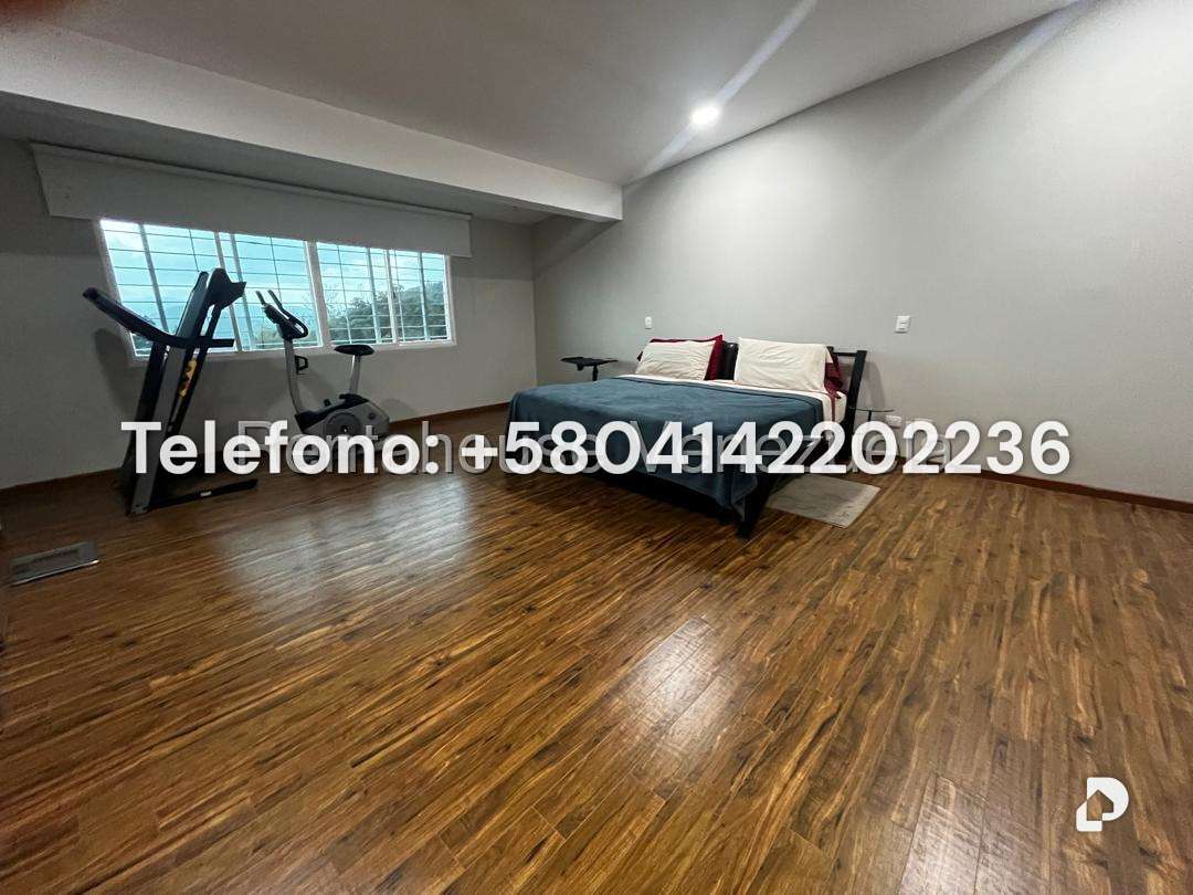 Casa en Oripoto, Caracas – 43