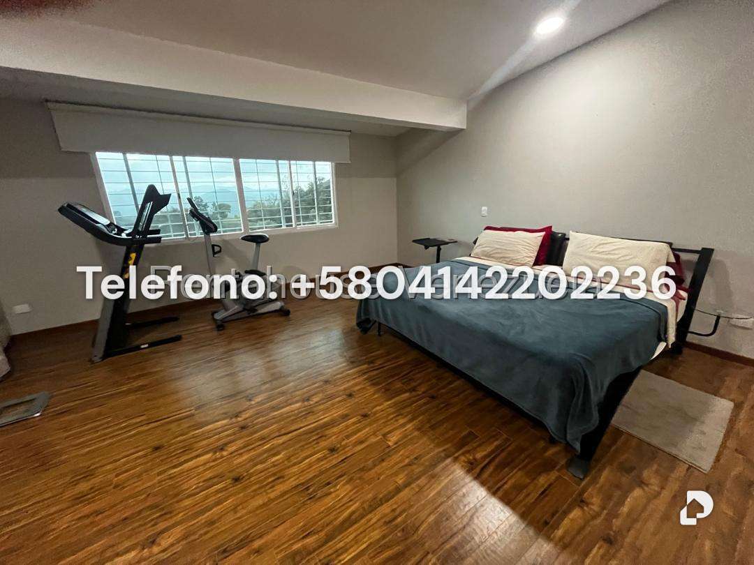 Casa en Oripoto, Caracas – 45