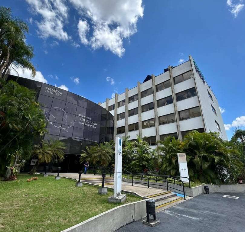 Oficina en Los Ruices, Caracas - 1