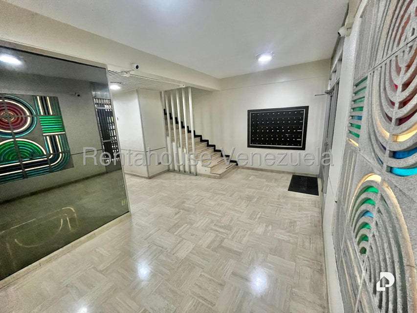 Apartamento en La Florida, Caracas – 2