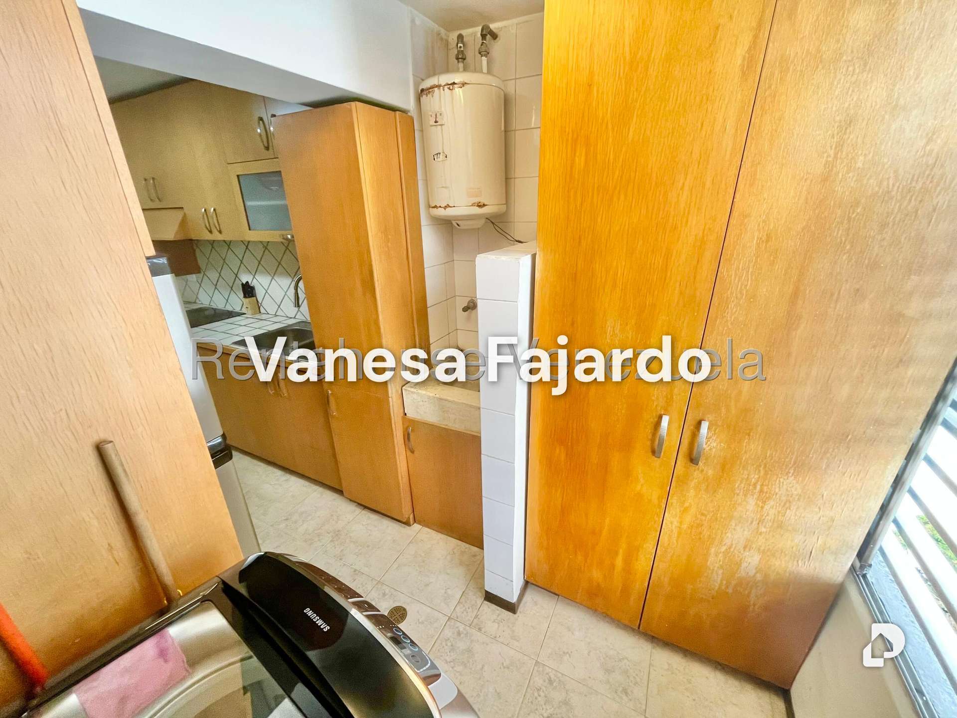 Apartamento en La Florida, Caracas – 28