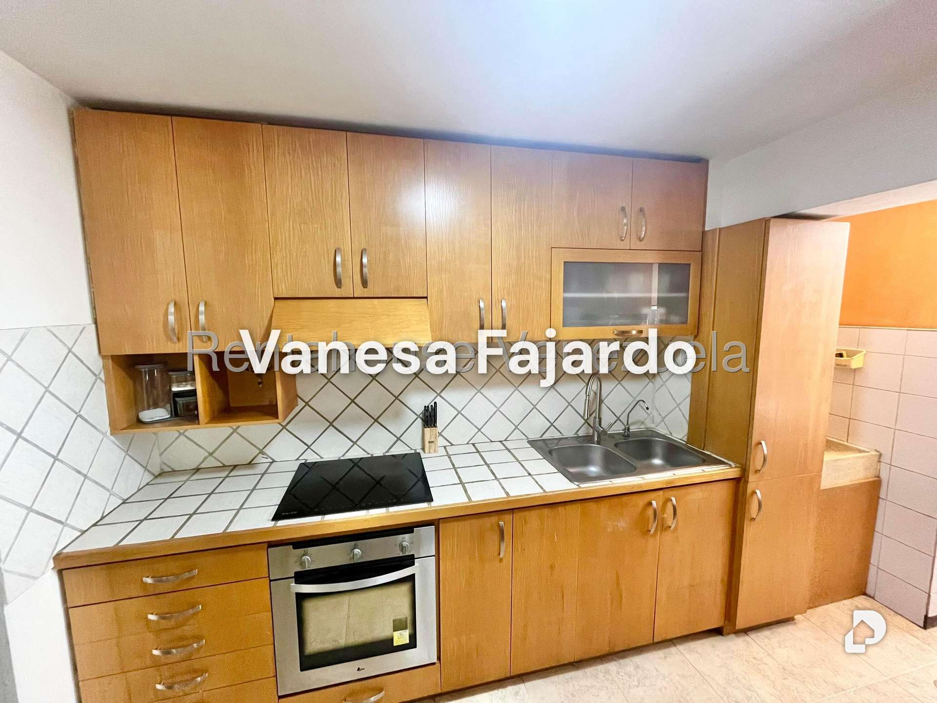 Apartamento en La Florida, Caracas – 13