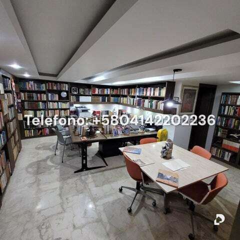 Casa en Cumbres de Curumo, Caracas – 21