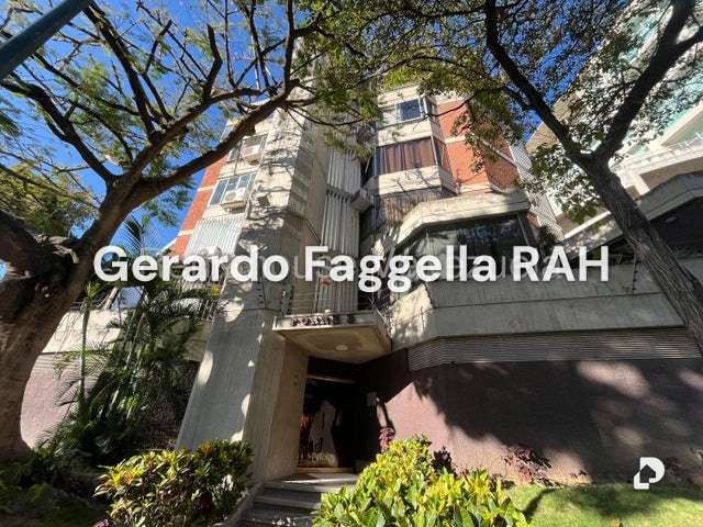 Apartamento en Lomas de Las Mercedes, Caracas – 13