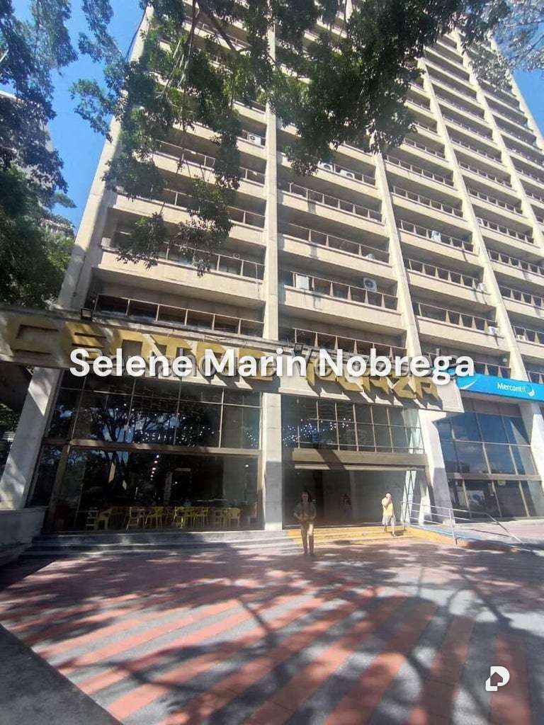 Local comercial en Los Palos Grandes, Caracas – 2