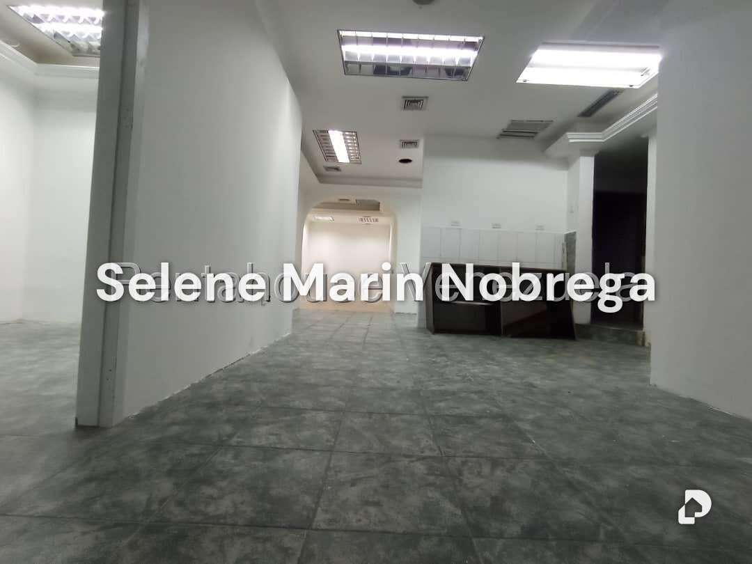 Local comercial en Los Palos Grandes, Caracas – 9