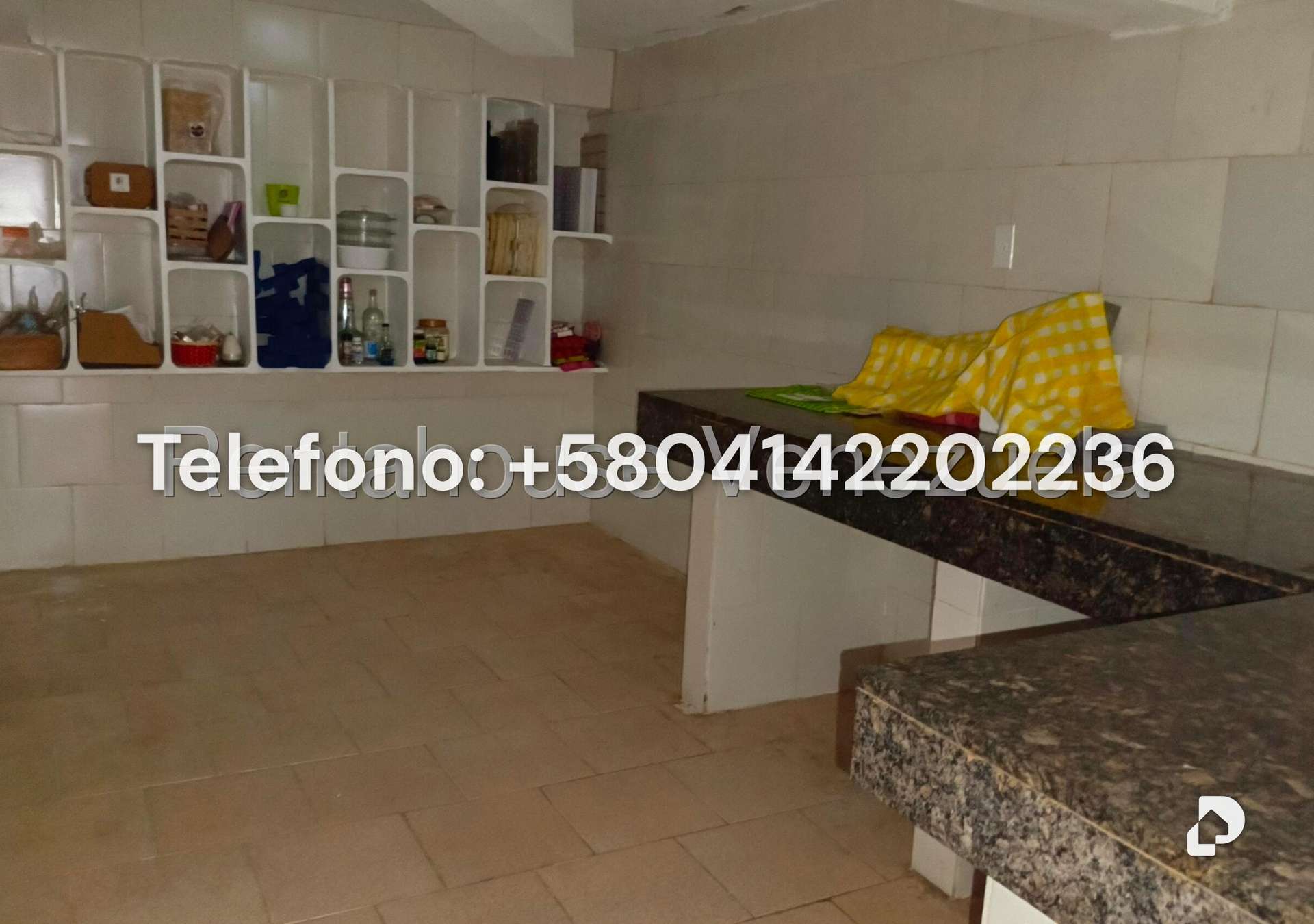 Casa en Santa Mónica, Caracas – 64