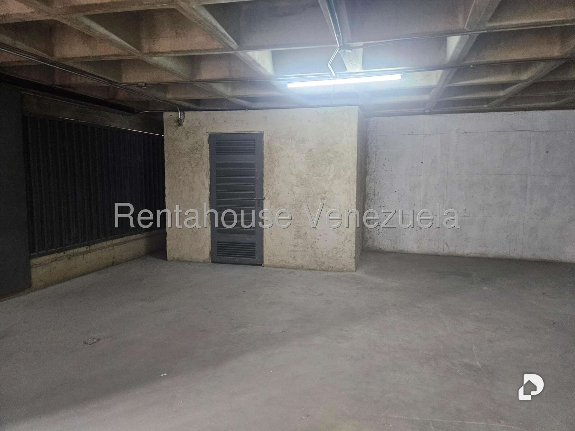 Local comercial en La Yaguara, Caracas – 8