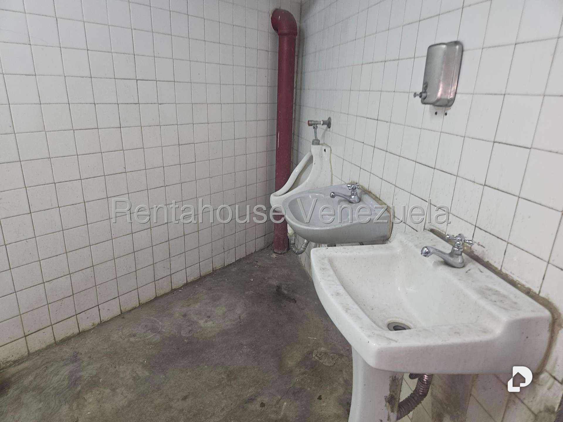 Local comercial en La Yaguara, Caracas – 20