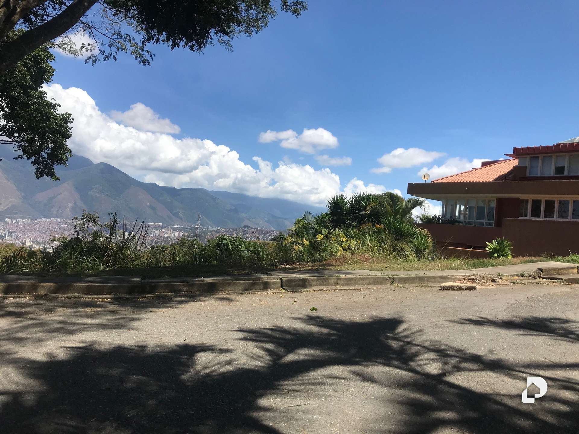 Terreno en Alto Hatillo, Caracas – 8