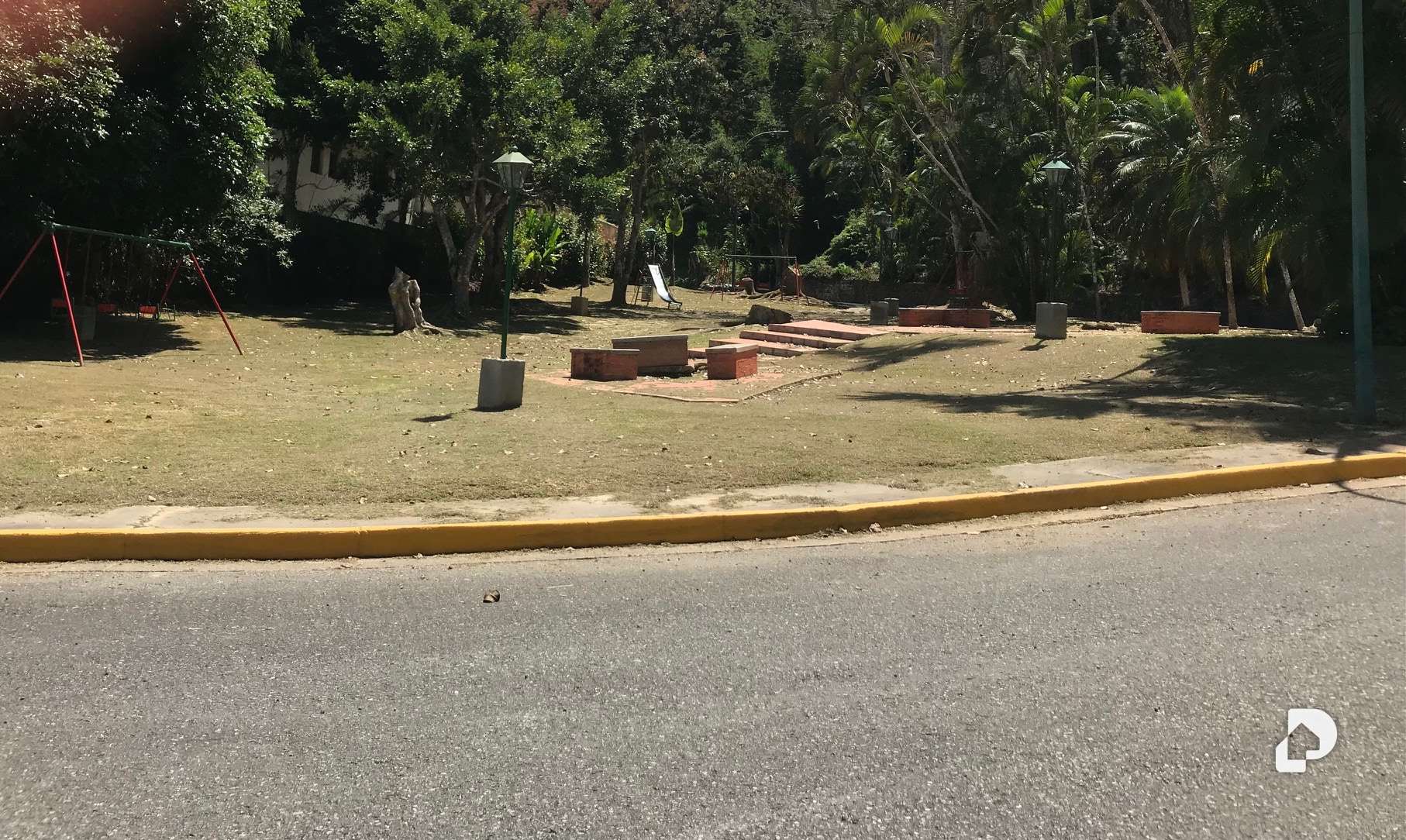 Terreno en Alto Hatillo, Caracas – 9