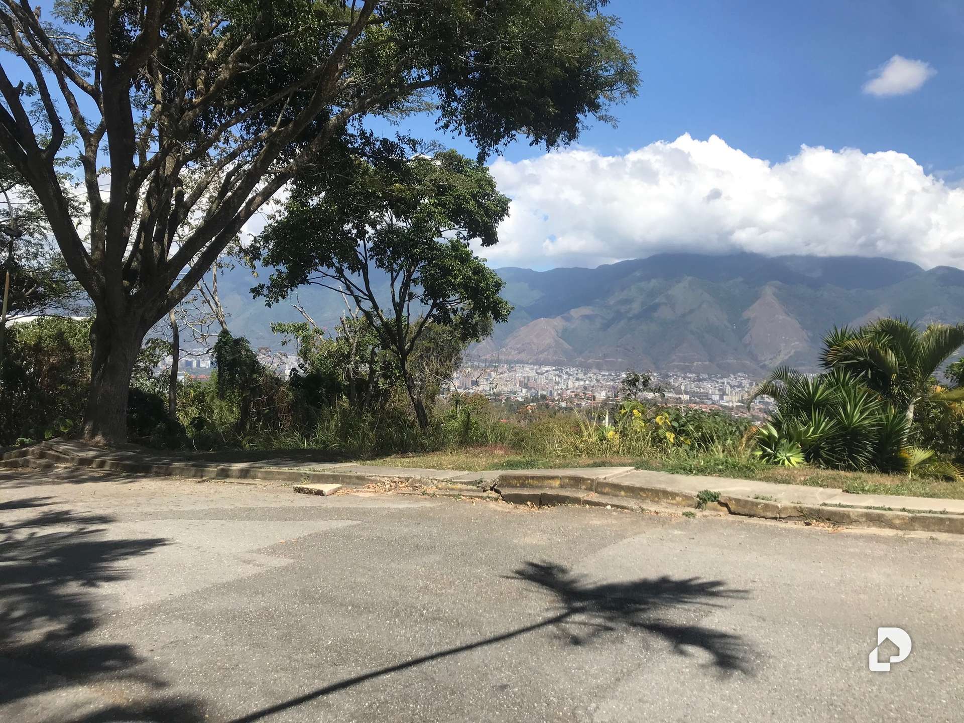Terreno en Alto Hatillo, Caracas – 7