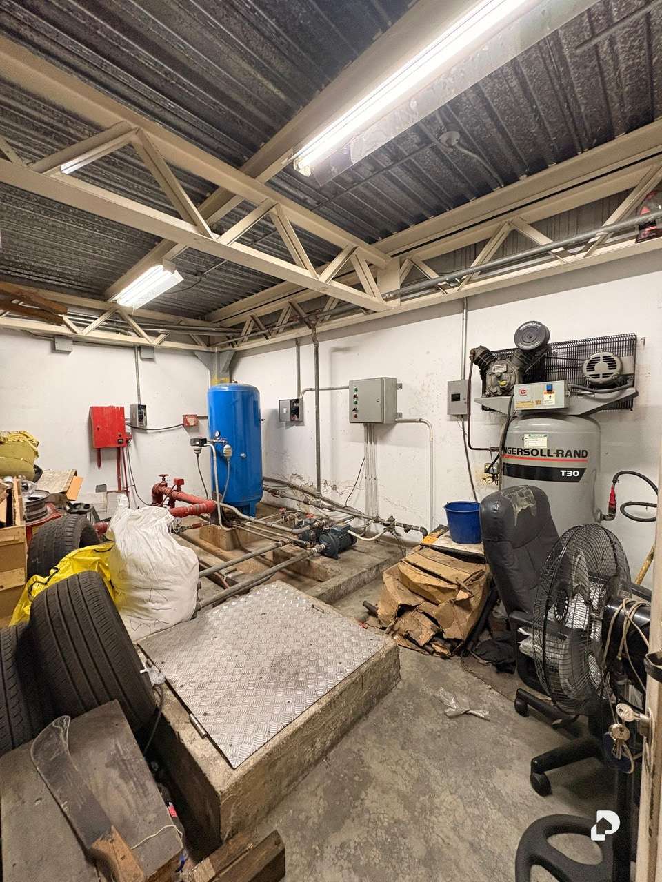 Warehouse in La Urbina, Caracas – 25