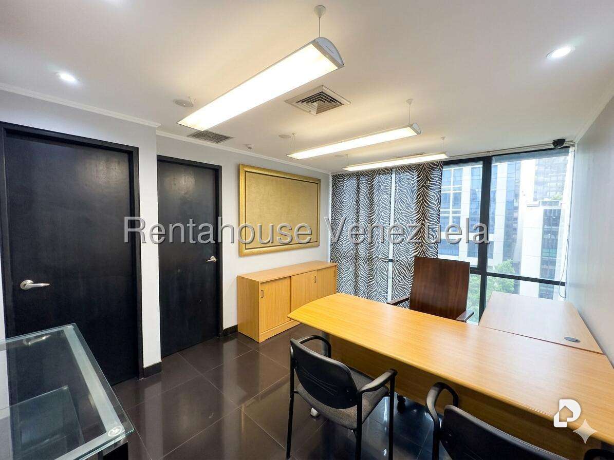 Local comercial en El Rosal, Caracas – 20