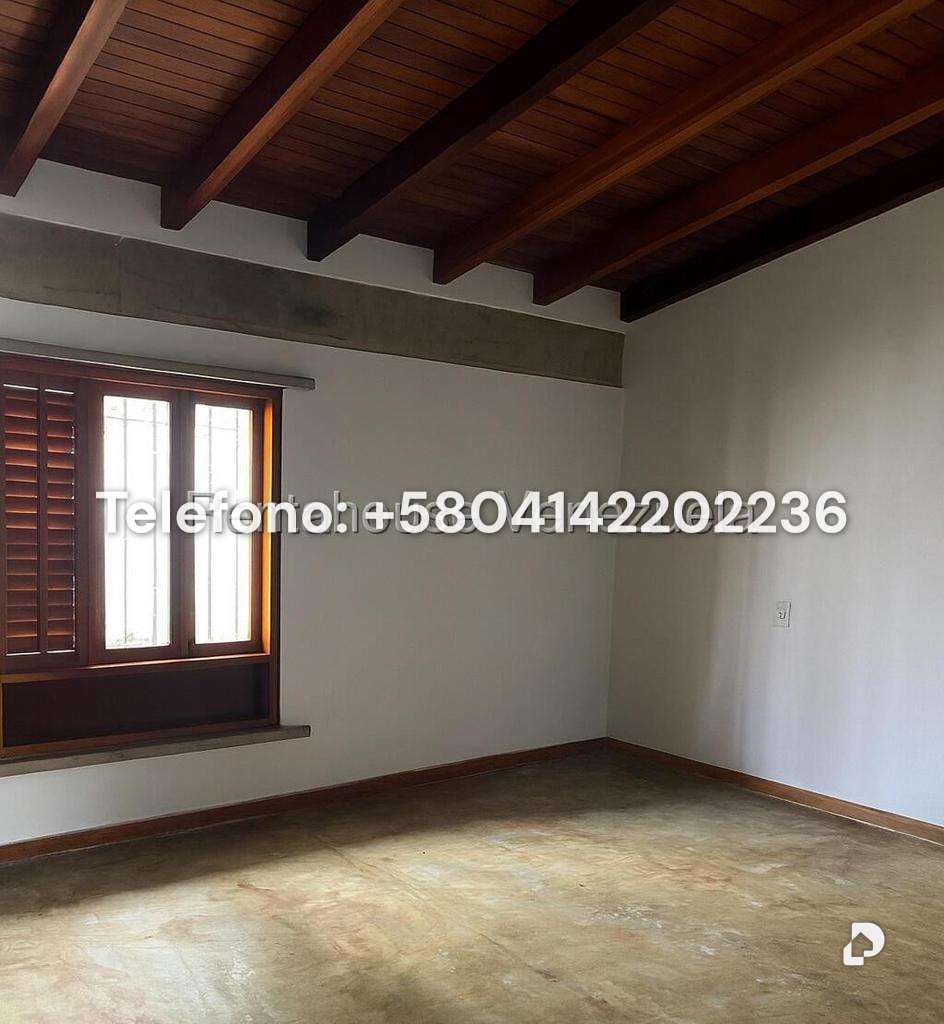 House in La Lagunita Country Club, Caracas – 25